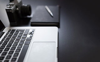 开云体育在线下载-某支球队被解散引发球迷强烈抗议